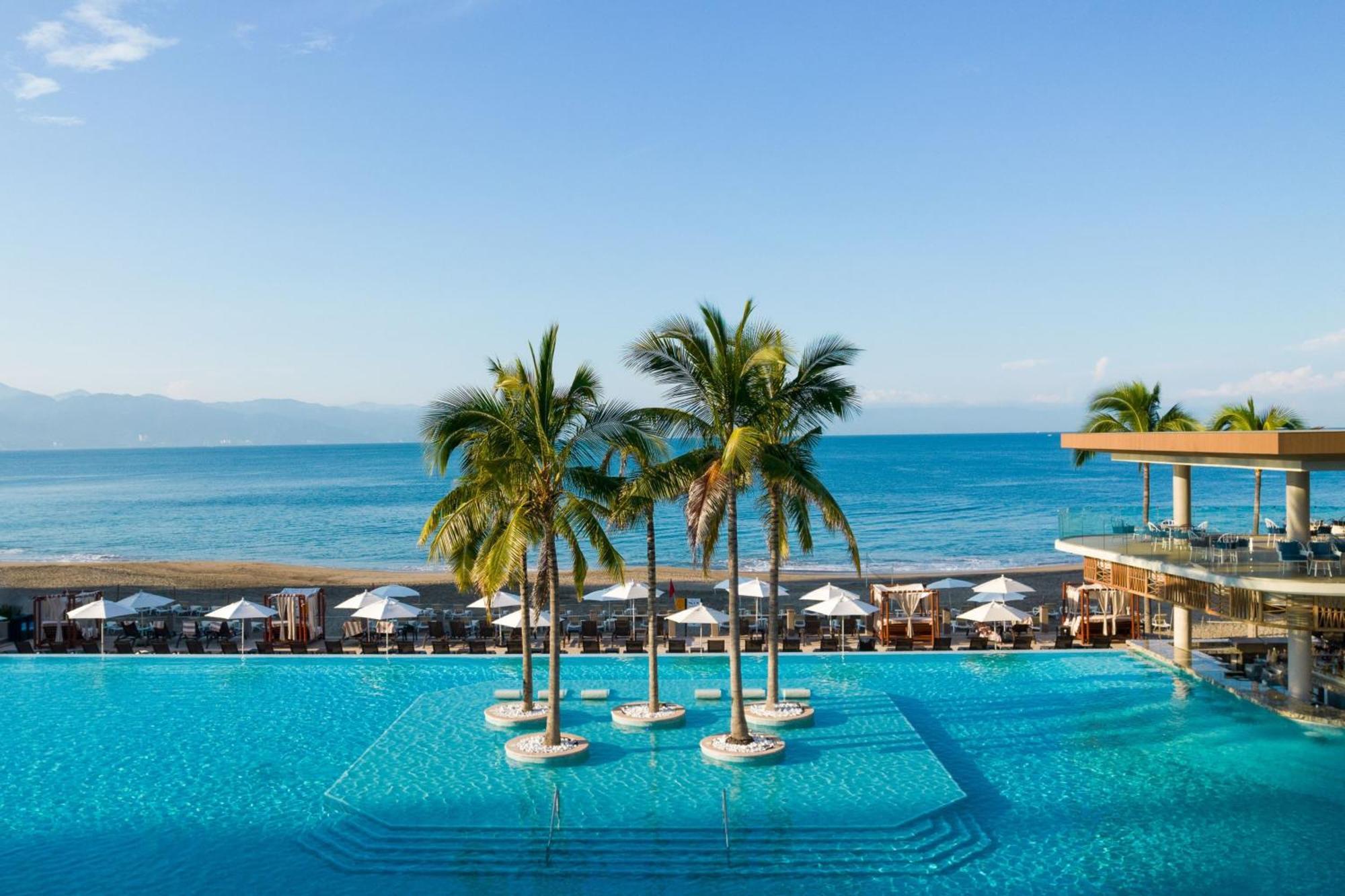 Marriott Puerto Vallarta Resort & Spa Exterior photo